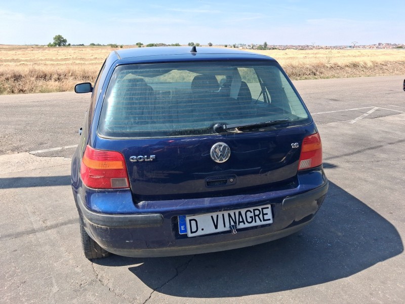 volkswagen golf iv (1j1) del año 2000