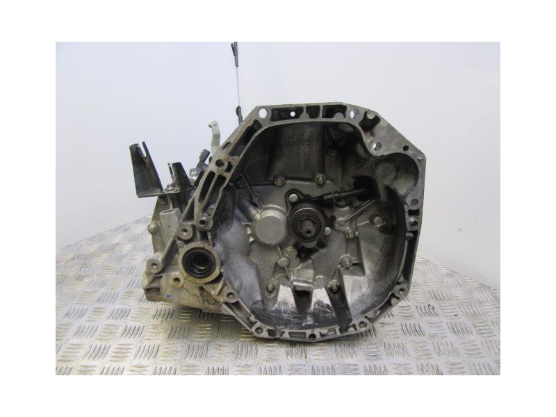 Recambio de cambio 5v (td/tdi) : nissan note : 1.5 dci (85,65cv) [2009] para nissan note 1.5 dci referencia OEM IAM JR5199  