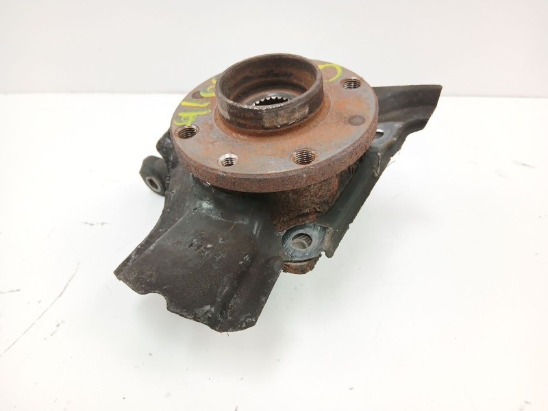 Recambio de mangueta delantera derecha para fiat bravo i (182_) 1.9 jtd referencia OEM IAM 46519868  