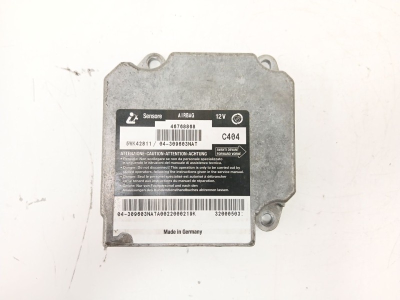 Recambio de centralita airbag para fiat bravo i (182_) 1.9 jtd referencia OEM IAM 46768868 5WK42811 