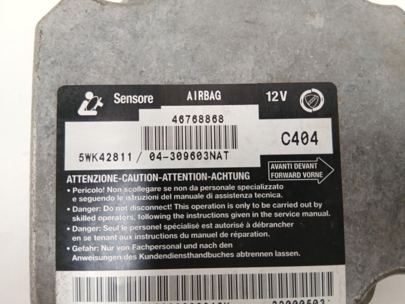 Recambio de centralita airbag para fiat bravo i (182_) 1.9 jtd referencia OEM IAM 46768868 5WK42811 