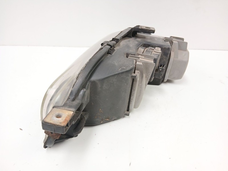 Recambio de faro derecho para fiat bravo i (182_) 1.9 jtd referencia OEM IAM 46523122  