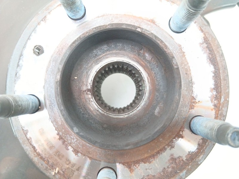 Recambio de mangueta delantera derecha para chevrolet orlando (j309) 2.0 d referencia OEM IAM 13248527  