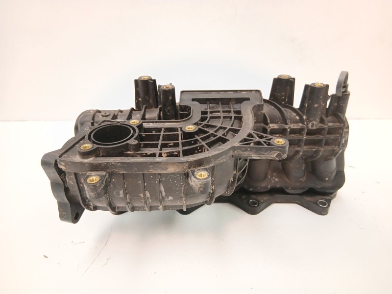 Recambio de colector admision para chevrolet orlando (j309) 2.0 d referencia OEM IAM 25183483  
