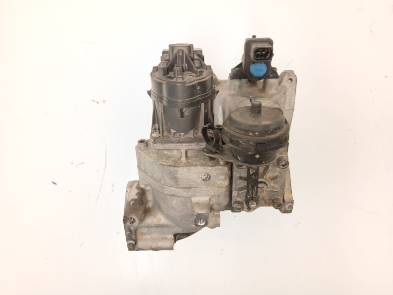 Recambio de valvula egr para chevrolet orlando (j309) 2.0 d referencia OEM IAM 96868923 2122A100 
