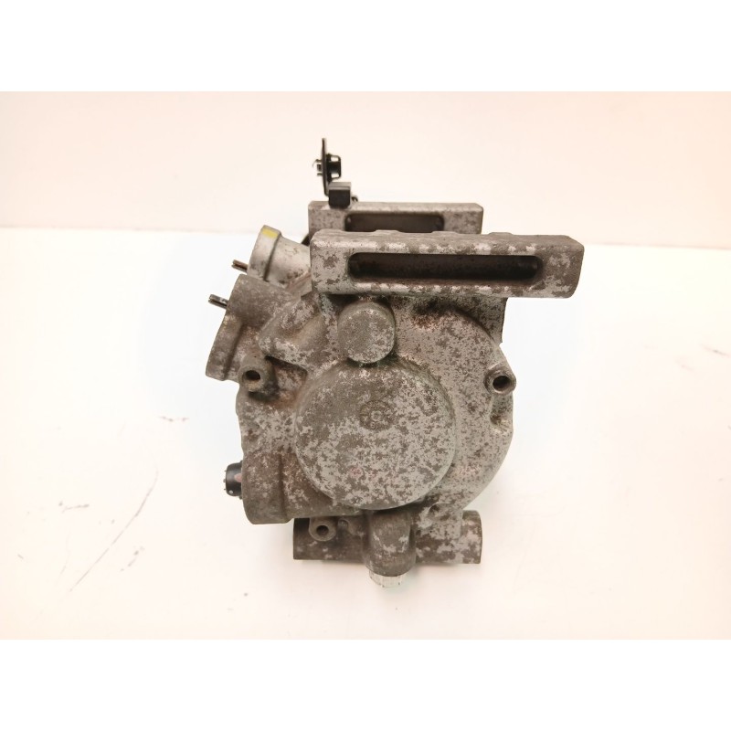 Recambio de compresor aire acondicionado para kia cee´d (jd) 1.4 crdi 90 referencia OEM IAM 97701A6701  