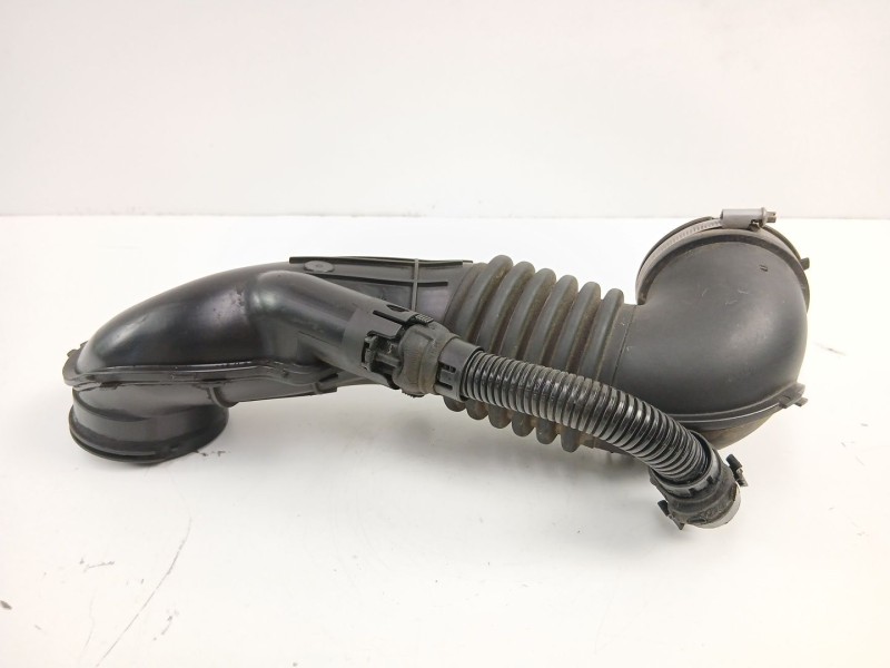 Recambio de tubo admision para bmw 320 2.0 td e90 (ed) 4p referencia OEM IAM 13717804846  