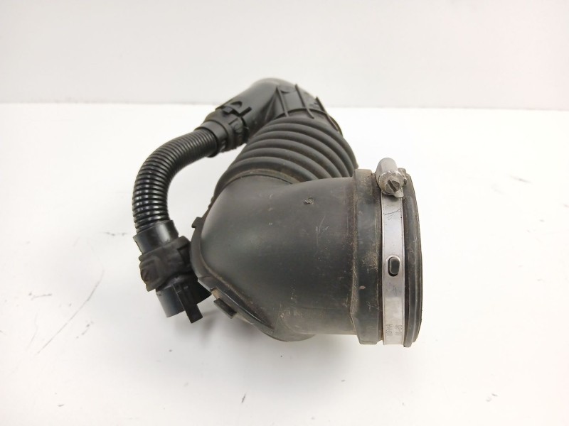 Recambio de tubo admision para bmw 320 2.0 td e90 (ed) 4p referencia OEM IAM 13717804846  