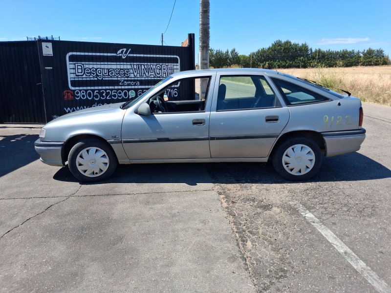 Recambio de carroceria para opel vectra b (j96) 1.7 td (f19) referencia OEM IAM   