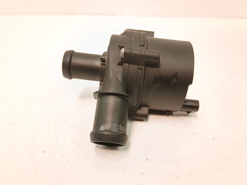 Recambio de bomba agua para volkswagen tiguan (ad1, ax1) 2.0 tdi referencia OEM IAM 5Q0965567J  