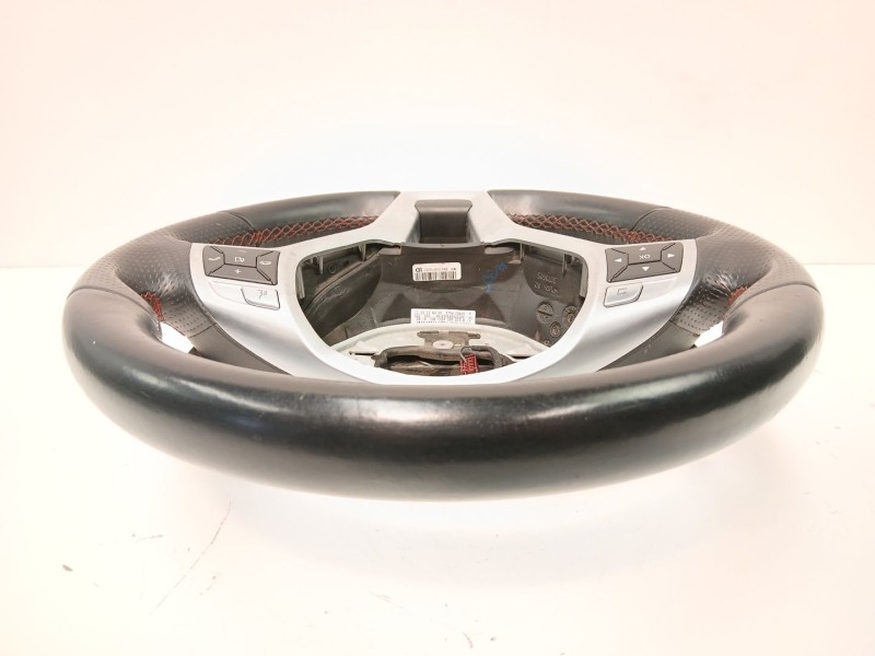 Recambio de volante para mercedes-benz clase a (w176) a 200 cdi (176.001) referencia OEM IAM A1724601803  
