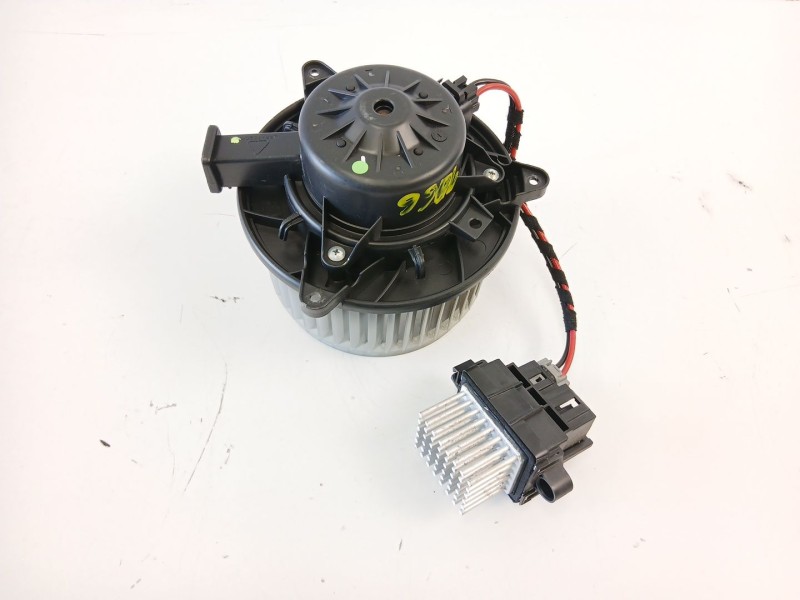 Recambio de motor calefaccion para opel insignia a (g09) 2.0 cdti (68) referencia OEM IAM 13263279 524267340 
