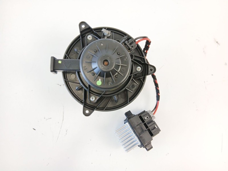 Recambio de motor calefaccion para opel insignia a (g09) 2.0 cdti (68) referencia OEM IAM 13263279 524267340 