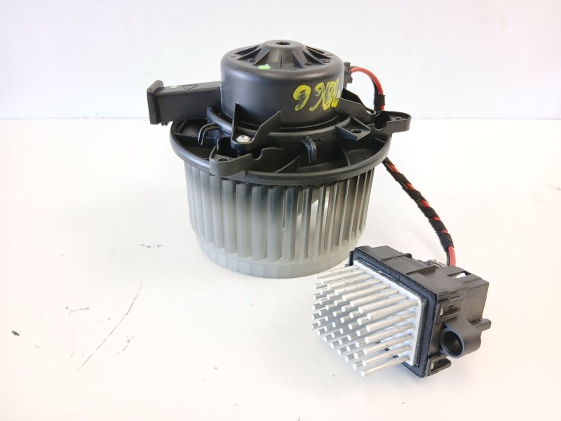 Recambio de motor calefaccion para opel insignia a (g09) 2.0 cdti (68) referencia OEM IAM 13263279 524267340 