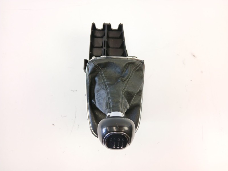 Recambio de palanca cambio manual para opel insignia a (g09) 2.0 cdti (68) referencia OEM IAM 55563829  