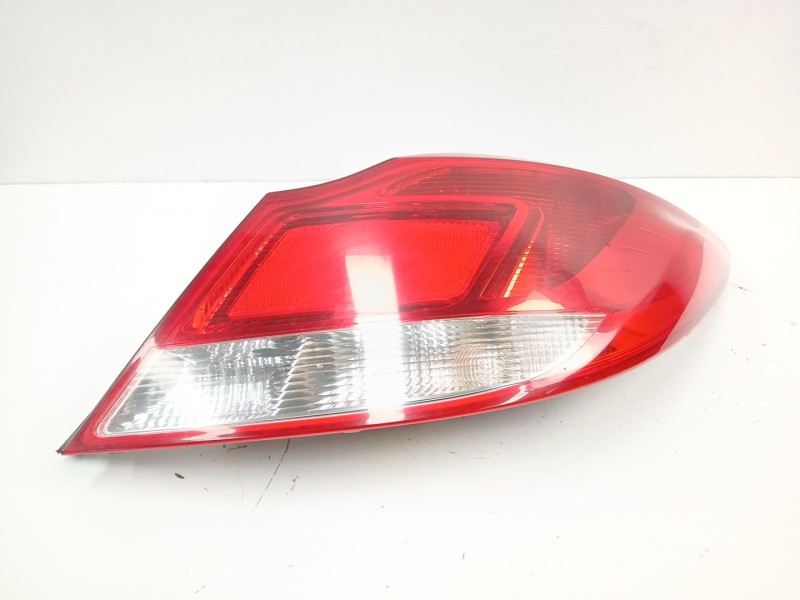 Recambio de piloto trasero derecho para opel insignia a (g09) 2.0 cdti (68) referencia OEM IAM 13279622  