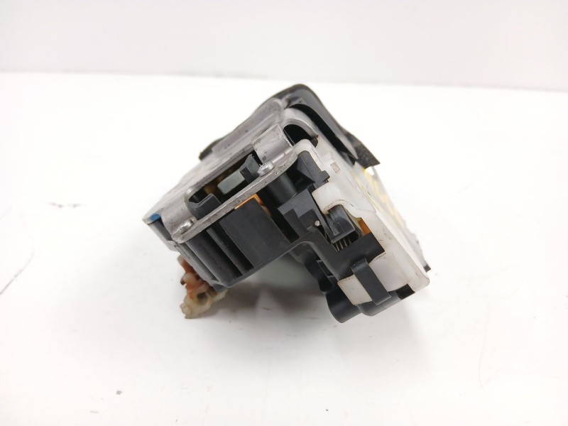 Recambio de cerradura puerta delantera izquierda para opel insignia a (g09) 2.0 cdti (68) referencia OEM IAM 13503801  
