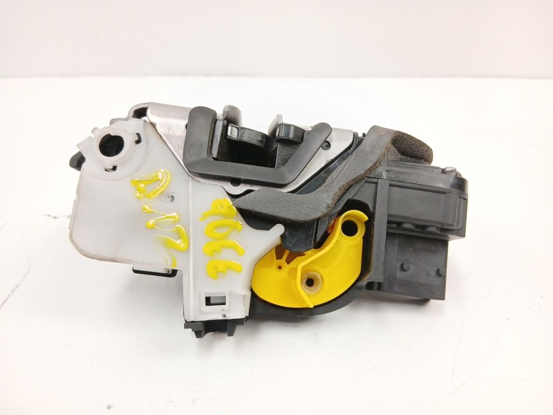 Recambio de cerradura puerta delantera izquierda para opel insignia a (g09) 2.0 cdti (68) referencia OEM IAM 13503801  