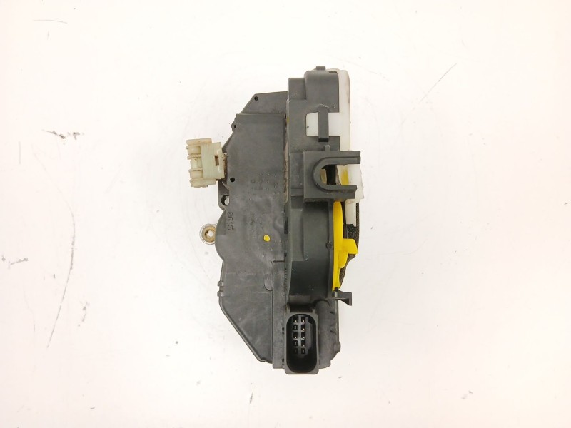 Recambio de cerradura puerta delantera izquierda para opel insignia a (g09) 2.0 cdti (68) referencia OEM IAM 13503801  