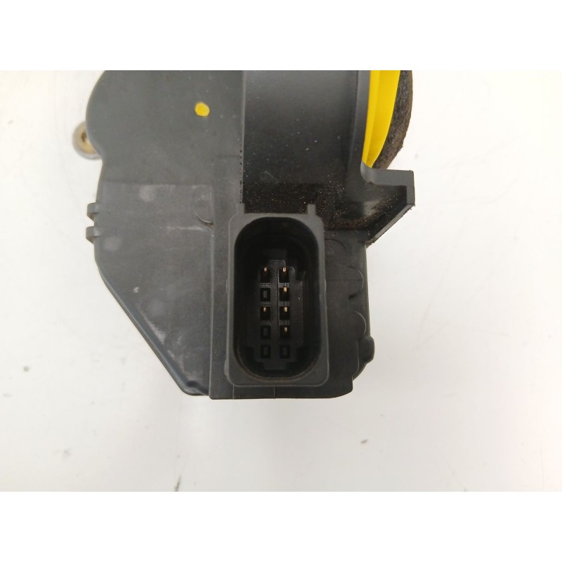 Recambio de cerradura puerta delantera izquierda para opel insignia a (g09) 2.0 cdti (68) referencia OEM IAM 13503801  