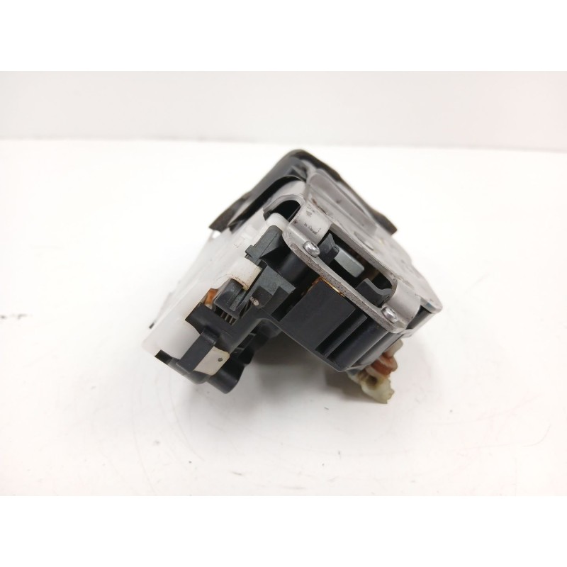 Recambio de cerradura puerta delantera derecha para opel insignia a (g09) 2.0 cdti (68) referencia OEM IAM 13503802  