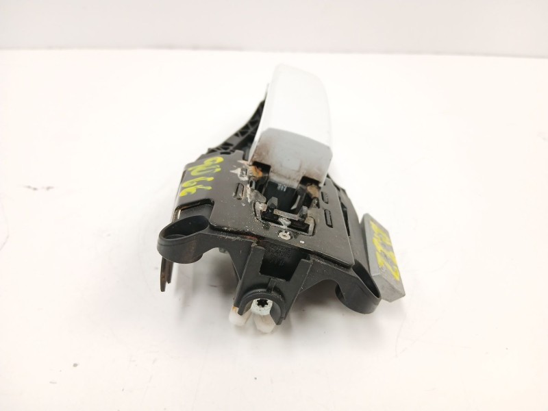 Recambio de manilla delantera izquierda para opel insignia a (g09) 2.0 cdti (68) referencia OEM IAM 14096201  