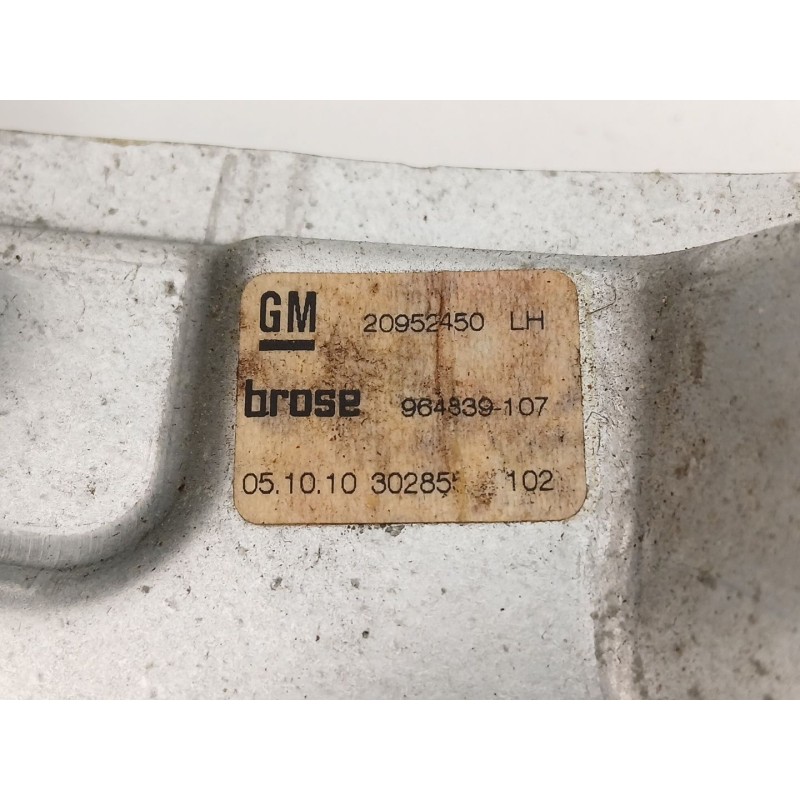 Recambio de elevalunas trasero izquierdo para opel insignia a (g09) 2.0 cdti (68) referencia OEM IAM 20952450 964839107 