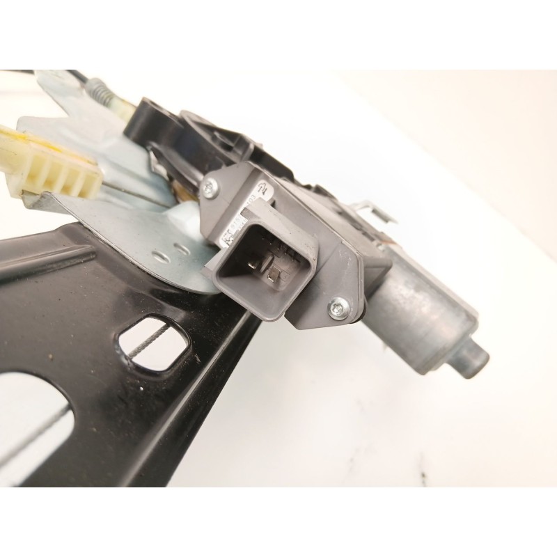 Recambio de elevalunas delantero izquierdo para opel insignia a (g09) 2.0 cdti (68) referencia OEM IAM 20951452 964837107 