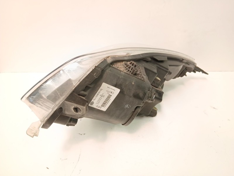 Recambio de faro derecho para opel insignia a (g09) 2.0 cdti (68) referencia OEM IAM 22831927 1EJ00963032 