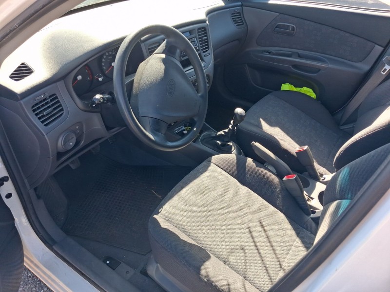 kia rio ii (jb) del año 2005