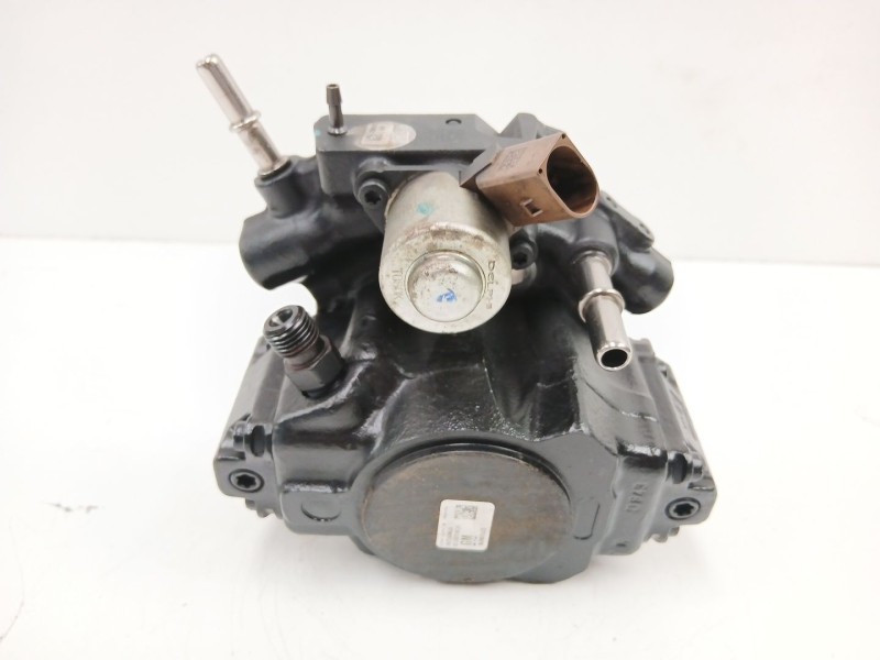 Recambio de bomba inyectora diesel para chevrolet orlando (j309) 2.0 d referencia OEM IAM 96868903 9422A040A 