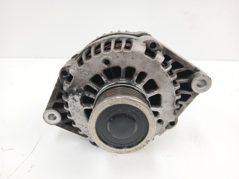 Recambio de alternador para chevrolet orlando (j309) 2.0 d referencia OEM IAM 13501719  
