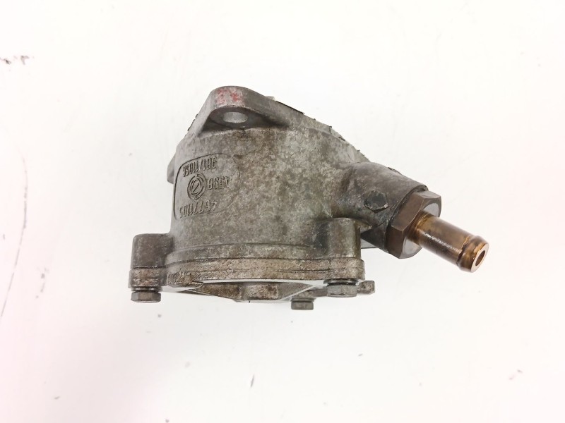 Recambio de depresor freno para fiat bravo i (182_) 1.9 jtd referencia OEM IAM 46771105  
