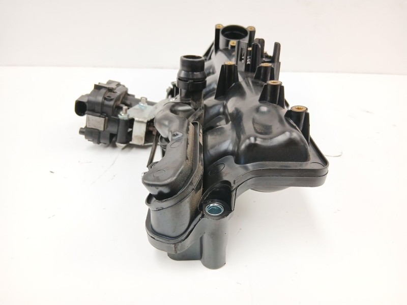 Recambio de colector admision para opel insignia a (g09) 2.0 cdti (68) referencia OEM IAM 55571993  