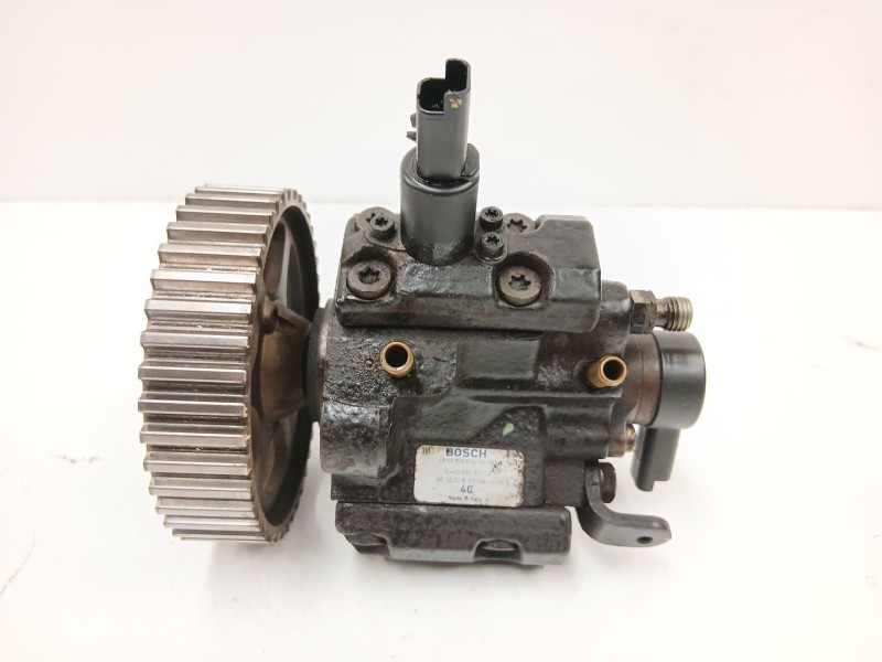 Recambio de bomba inyectora diesel para peugeot 406 (8b) 2.2 hdi referencia OEM IAM 1920AL 0445010021 