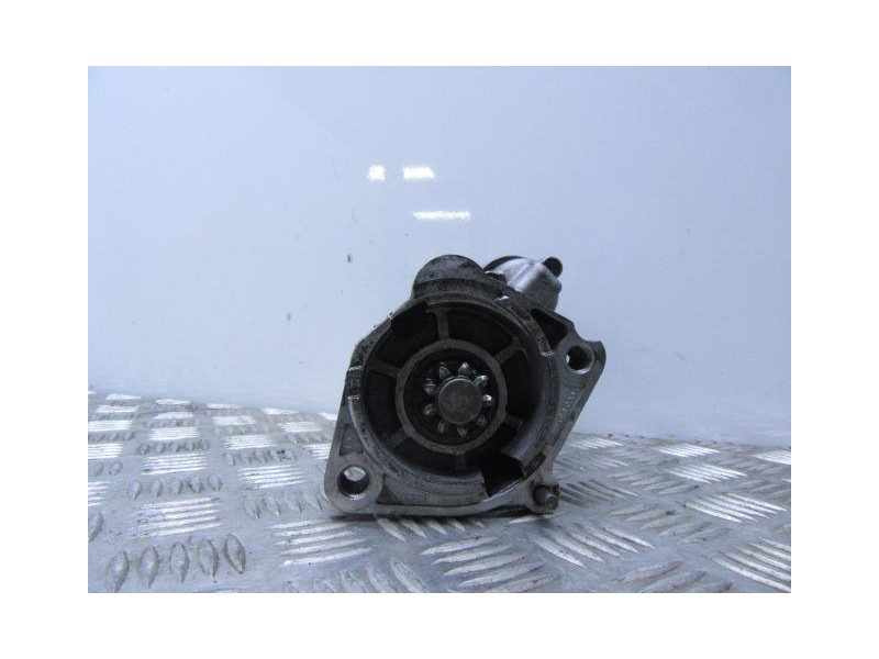 Recambio de motor arranque : skoda superb : 2.0 tdi (140,04cv) [2006] para skoda superb 2.0 tdi referencia OEM IAM 0001125053  