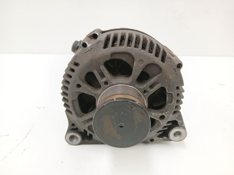 Recambio de alternador para peugeot 406 (8b) 2.2 hdi referencia OEM IAM 9641302580 A14VI41 