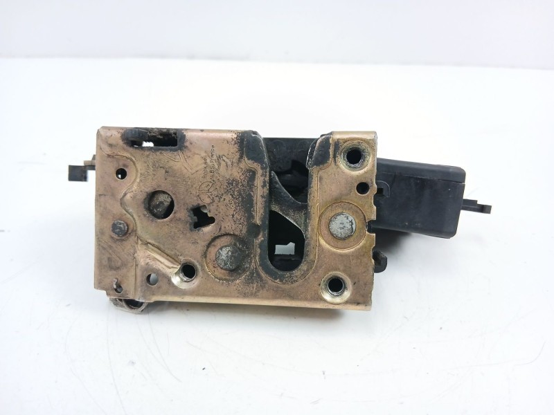 Recambio de cerradura puerta trasera izquierda para citroën zx (n2) 1.9 d referencia OEM IAM 96056005  