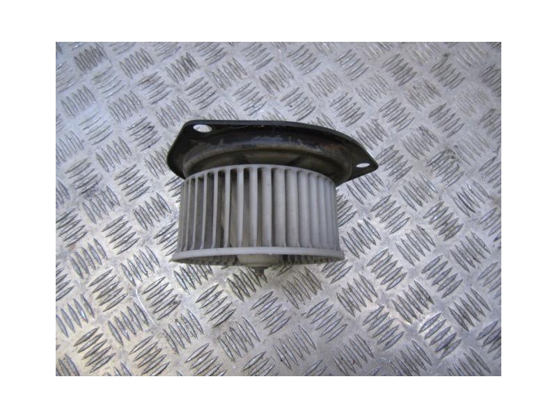 Recambio de motor calefaccion : mitsubishi pajero : 2.5 td (95cv) [1999] para mitsubishi pajero 2.5 td referencia OEM IAM   