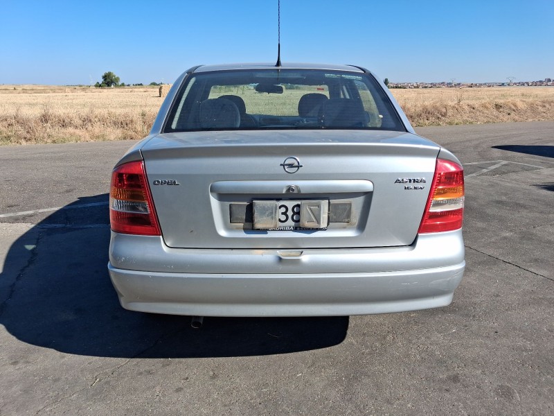 opel astra g sedán (t98) del año 1998