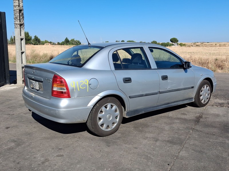 opel astra g sedán (t98) del año 1998