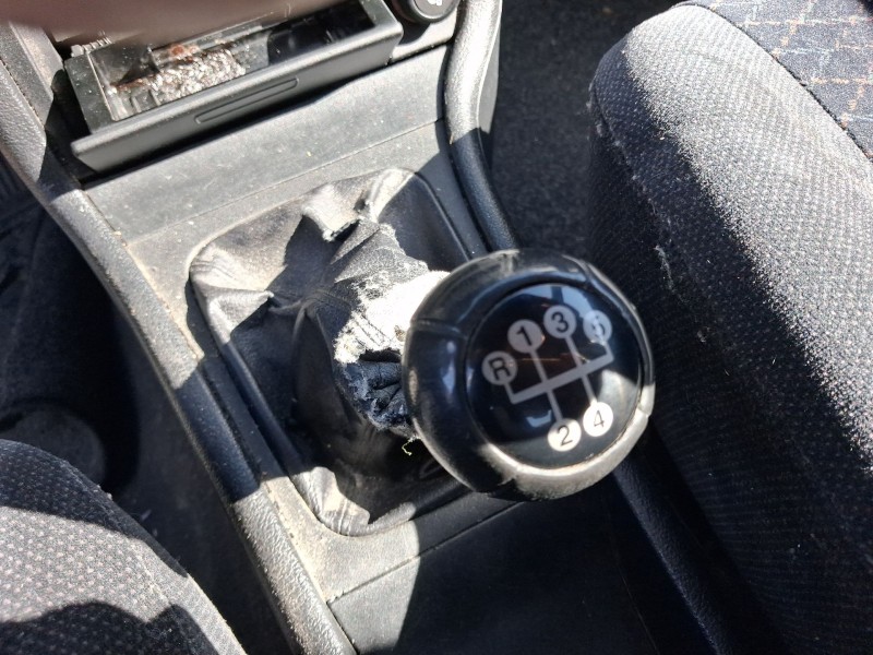 opel astra g sedán (t98) del año 1998