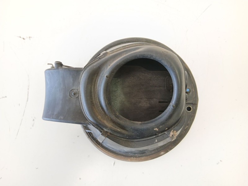 Recambio de tapa exterior combustible para bmw z4 2.0 g inyeccion referencia OEM IAM 51177012738  51177012740