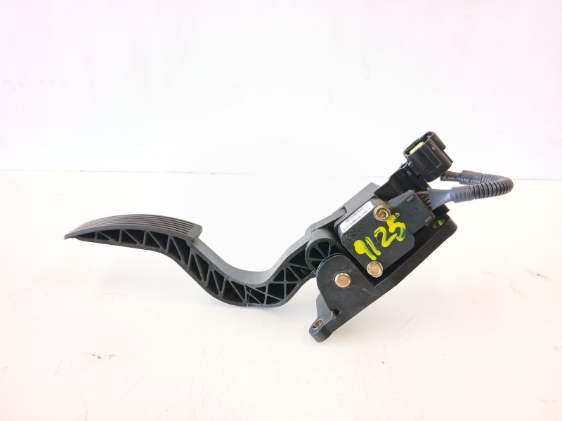 Recambio de potenciometro aceleracion para kia rio ii (jb) 1.5 crdi referencia OEM IAM 327261G800  