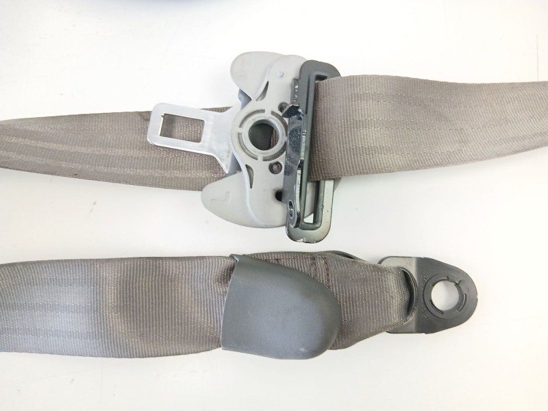 Recambio de cinturon seguridad delantero izquierdo para kia rio ii (jb) 1.5 crdi referencia OEM IAM 888101G300  