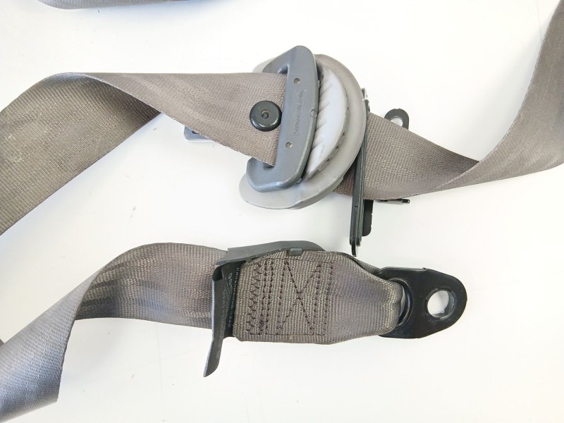 Recambio de cinturon seguridad delantero izquierdo para kia rio ii (jb) 1.5 crdi referencia OEM IAM 888101G300  