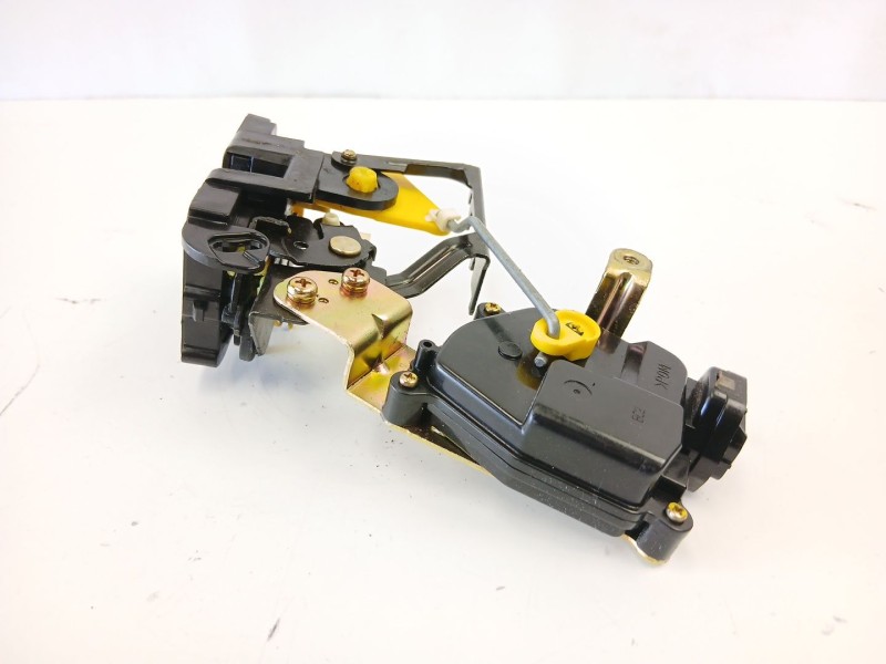 Recambio de cerradura puerta delantera izquierda para kia rio ii (jb) 1.5 crdi referencia OEM IAM 813121G000  