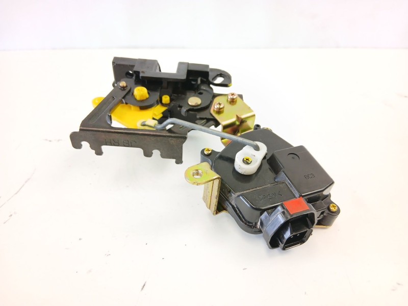 Recambio de cerradura puerta delantera derecha para kia rio ii (jb) 1.5 crdi referencia OEM IAM 813221G000  