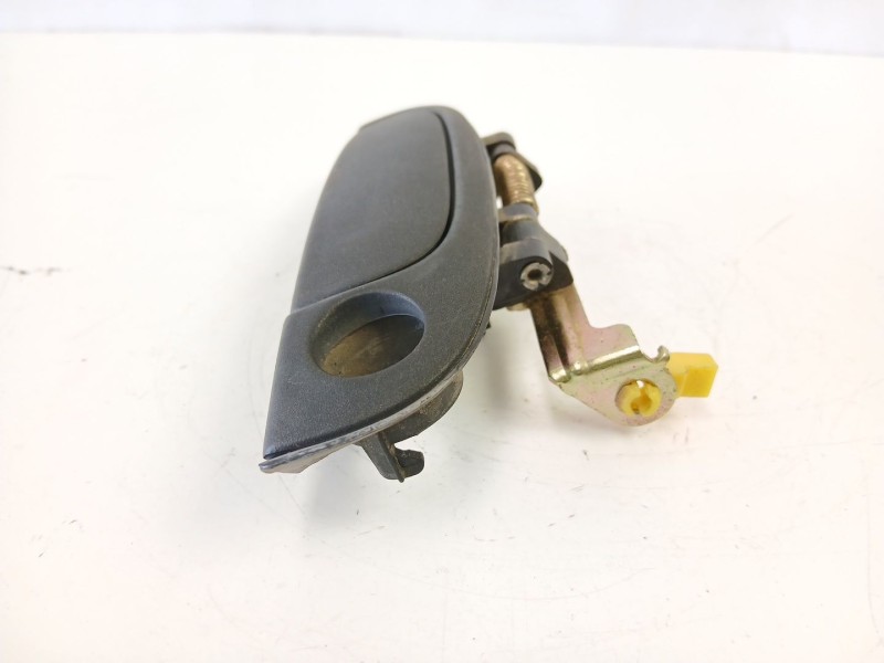 Recambio de manilla delantera izquierda para kia rio ii (jb) 1.5 crdi referencia OEM IAM 826501G000  