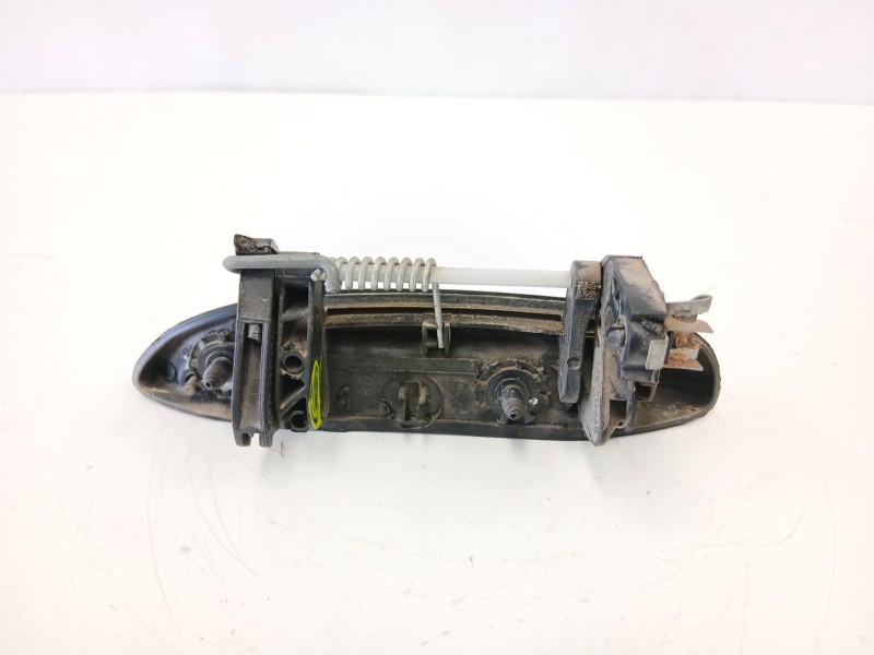 Recambio de manilla trasera derecha para dacia logan (ls_) 1.4 (lsoa, lsoc, lsoe, lsog) referencia OEM IAM 7700433076  